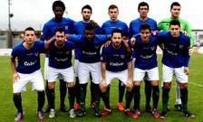 El Berganti�os, de Javier Lavandeira, no luci� su uniforme habitual en O Roxo do Pi�eiro.