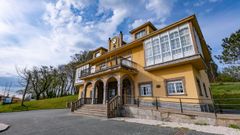 Exterior del consistorio local de Moeche, en una imagen de archivo