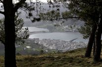 <span lang= es-es >La parte m�s contaminada del litoral de A Mari�a</span>. An�lisis del Instituto Tecnol�xico do Medio Mari�o revelan que la zona m�s contaminada de la costa comarcal son las partes media e interior de la r�a de Viveiro, en la franja que va desde el espig�n de la playa de Covas hacia dentro. 