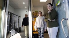 Paolo Iovino, Yessica V�zquez y Amanda Muras ponen voz a las denuncias del vecindario.