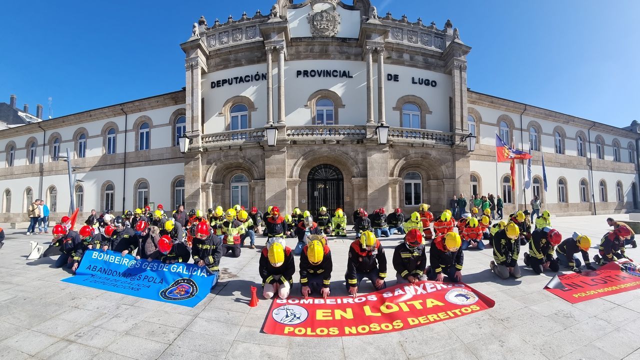 Los GES de Galicia reclaman en una concentración en Lugo que Xunta y diputaciones asuman estos servicios