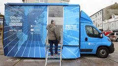 Oficina m�vil de la Xunta que atiende y da informaci�n a emigrantes retornados