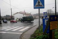 El cruce (ayer) es muy conflictivo y en sus inmediaciones hubo un accidente el pasado lunes.