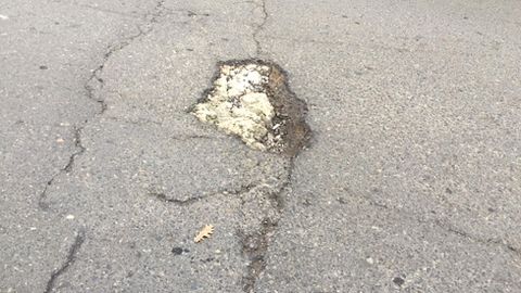 Bache no recinto do CHUS