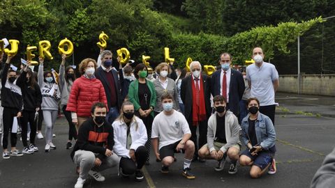 Visita del Padre �ngel al IES de Infiesto 