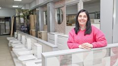 Mar Lamas, de Ar�n Fontaner�a, en su exposici�n de mobiliario de ba�os