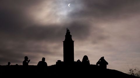 Eclipse total desde la torre de H�rcules