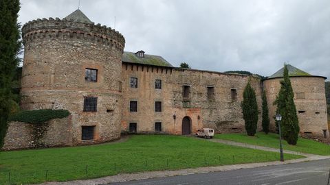 Castillo-palacios de los marqueses de Villafranca