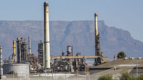 Una refiner�a de Chevron en Sud�frica