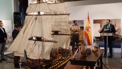 El presidente asturiano, Adri�n Barb�n, en su intervenci�n en la presentaci�n de la exposici�n �Blas de Lezo. El valor de Mediohombre�
