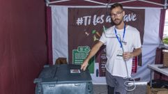 Puesto informativo, el martes, en la Praza de A Laracha