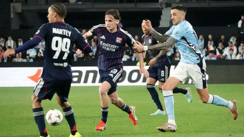 El centrocampista Nartey, con el 99 a la espalda, acaba de ser convocado por Dinamarca por vez primera