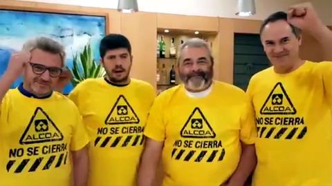 Un fotograma del v�deo en el que 'Los Lobos' se solidarizan con los trabajadores de Alcoa