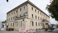 La comisar�a lleva desde el 12 de febrero sin actividad. Las obras de reparaci�n arrancaron el 1 de junio y la previsi�n es que rematen el pr�ximo a�o para el Xacobeo