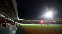 Iluminaci�n artificial del campo de A Malata