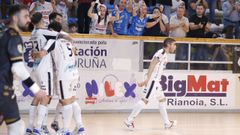 Los noieses festejan uno de los goles conseguidos ante el Jimbee Cartagena.