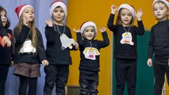 El Ponzos canta con las manos a Xavi