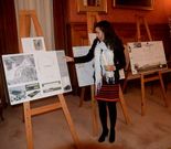 La diputada provincial Ana Isabel V�zquez dio ayer a conocer las propuestas finales del concurso de ideas.