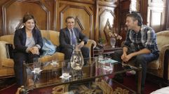 Xulio Ferreiro con los representantes de Setex