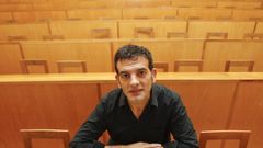 O escritor compostel�n Neira Cruz