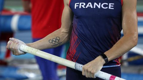 Renaud Lavillenie, pertiguista franc�s que protagoniz� una de las im�genes de R�o 2016 al no poder aguantar las l�grimas cuando recog�a la medalla en el podio tras los abucheos de los brasile�os. 