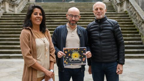 Stella Gonz�lez, Pepe Ara�jo y Manuel Cabezas�en una imagen de archivo durante la campa�a de las municipales