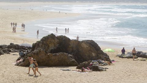 La playa de A Frouxeira, Valdovi�o, en la temporada anterior