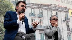 El exsecretario de Hacienda, Llu�s Salvad�, y el ex secretario general de Vicepresidencia y Econom�a de la Generalitat Josep Mar�a Jov�, en una imagen de archivo de un acto de ERC