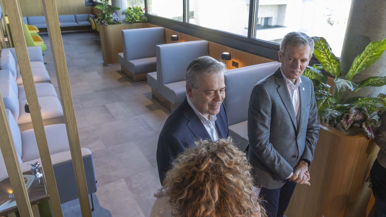 La nueva sala de espera de oncología del Clínico entrará en servicio el lunes