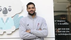 El Obradoiro present� a Leo Meindl.