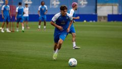 Diego G�mez durante un entrenamiento con el Deportivo esta pretemporada