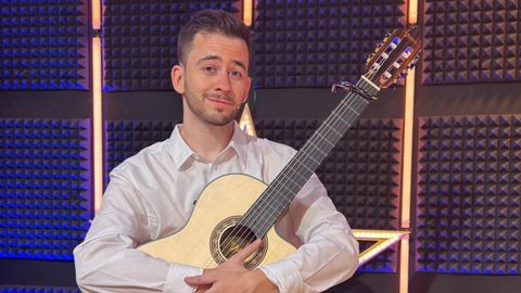 Guille es profe de primaria y autor de &laquo;Antonio, ant&oacute;nimo&raquo;