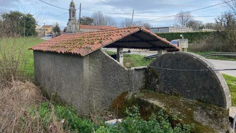 Lavadero sin resturar en Curtis.