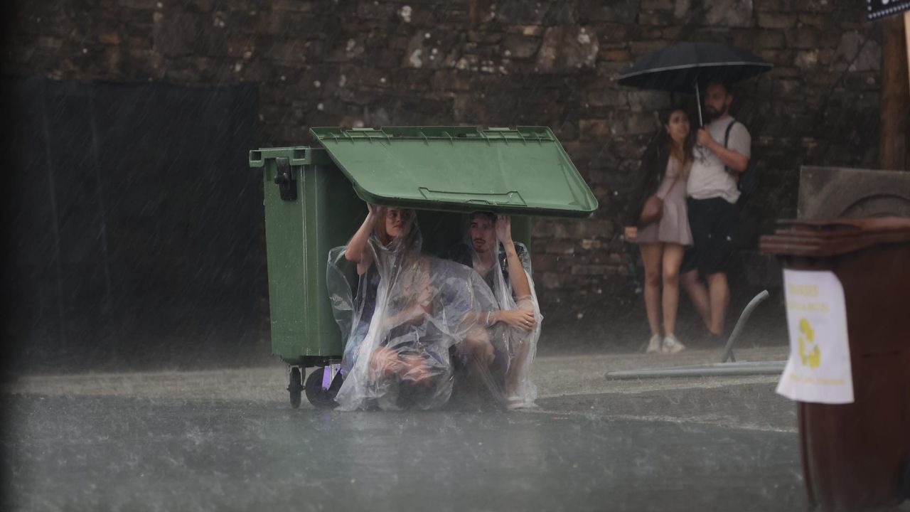 Las tormentas dejan una tarde con más de 5.000 rayos en Galicia
