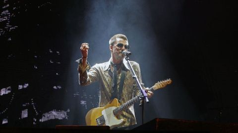 Coque Malla en su concierto el miércoles por la noche en las fiestas de Monforte