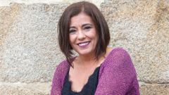 A escritora e xornalista Nazaret L�pez presenta dous libros
