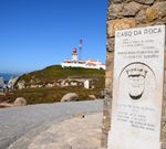 �Donde la Tierra se acaba y el mar comienza�, detalla un monolito desde 1979. 