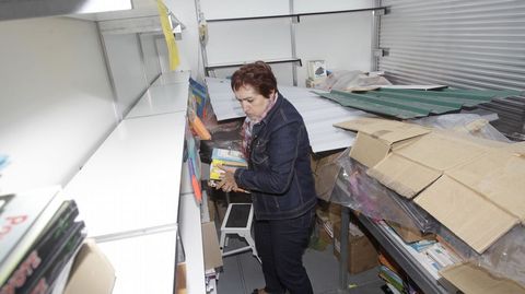 El viento ha levantado el tejado de varias casetas de la feria del libro de A Coru�a