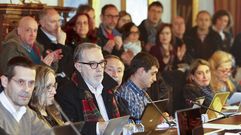 Profesores irrumpen en el Consello de Goberno para pedir la convocatoria de plazas de catedr�tico