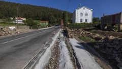 Senda peatonal que se est� construyendo en O Couto