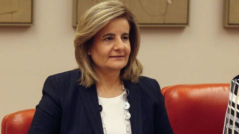 F�tima B��ez: �Las pensiones est�n garantizadas en el medio y el largo plazo�