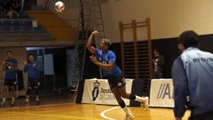 Romero, en una imagen del duelo de la primera vuelta, fue expulsado durante el cuarto set.