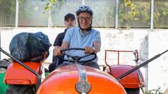 Joseph y su nieto Dario salieron este mediod�a del c�mping de Gandar�o