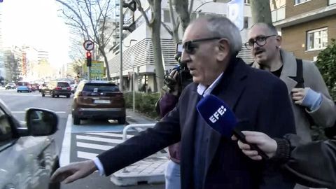 Captura de video del momento de la salida este jueves de su domicilio en Madrid del exdirector adjunto operativo de la Polic�a Nacional Jos� �ngel Gonz�lez Jim�nez. 