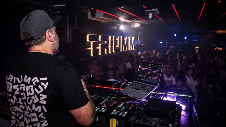 Dorr cerrar� la sesi�n.