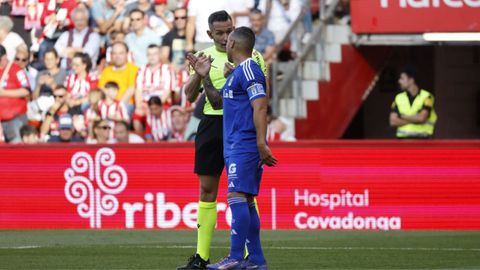Derbi asturiano entre el Real Sporting de Gijon y el Real Oviedo en El Molin�n