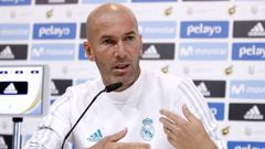 Zidane estalla contra los �rbitros