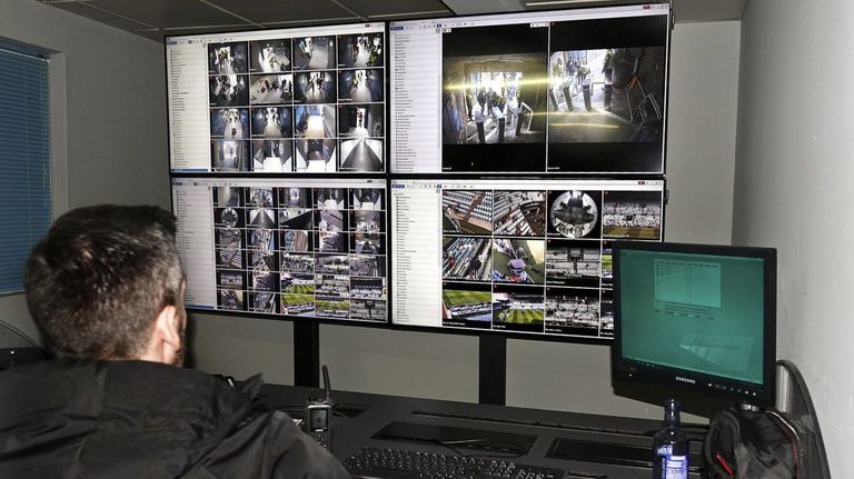 Dispositivo policial en un partido del Celta en Bala�dos.