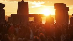 Miles de personas asistieron a la fiesta del solsticio.