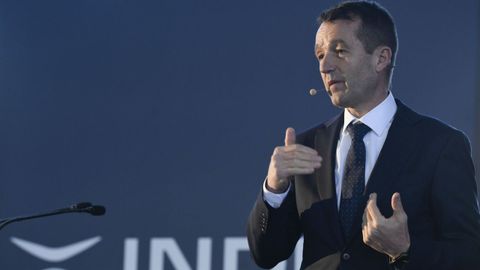 El presidente ejecutivo de Indra Group, �ngel Escribano Ruiz, interviene en el III Encuentro del Ecosistema de la Industria Nacional de Defensa, organizado por Indra en Oviedo